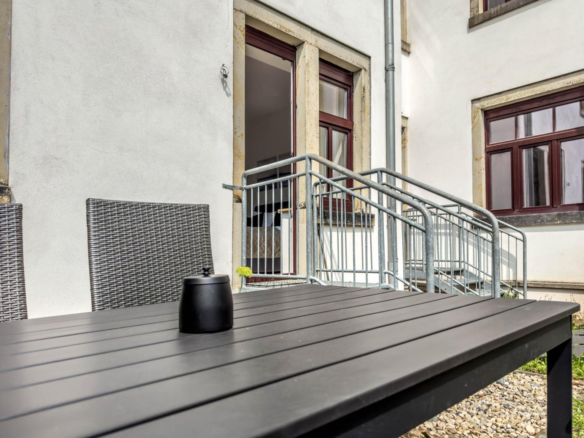 Design 2R Apartment Dresden Neustadt - Garten - Elbnahe - Airport Экстерьер фото